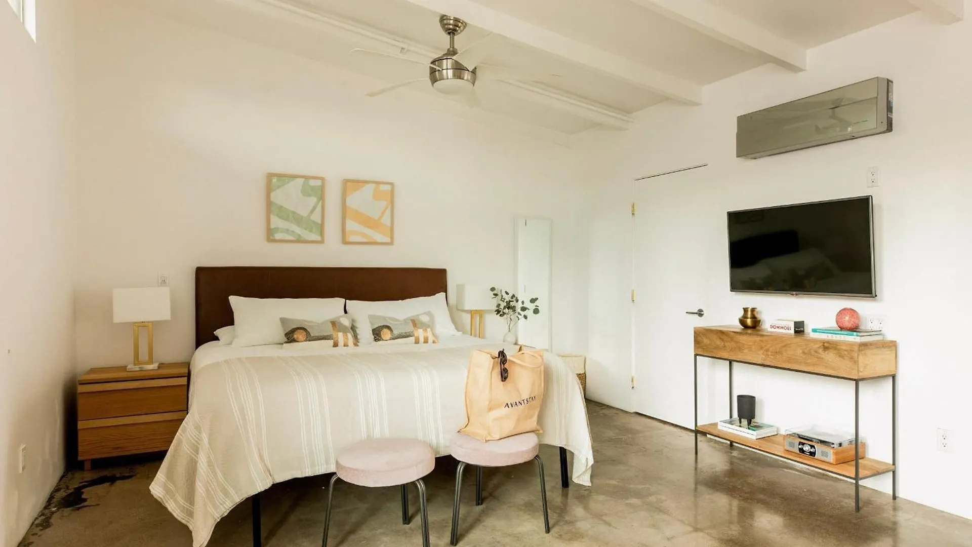 5 Private Rooms Sleeps 14 Wesley Studio Buyout Παλμ Σπρινγκς Σπίτι διακοπών