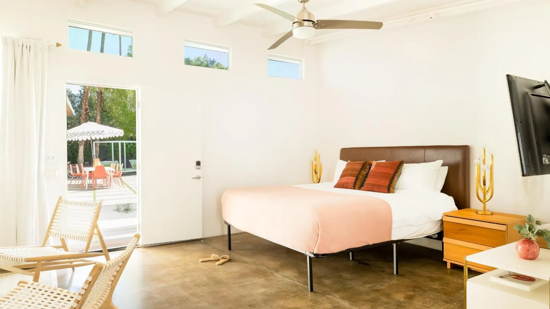 5 Private Rooms Sleeps 14 Wesley Studio Buyout Παλμ Σπρινγκς
